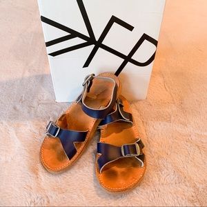 Freshly Picked Carmel Navy Blue Sandals Size 10